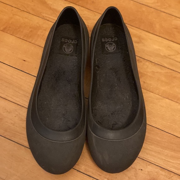 Crocs Flats size 8 - Picture 3 of 4